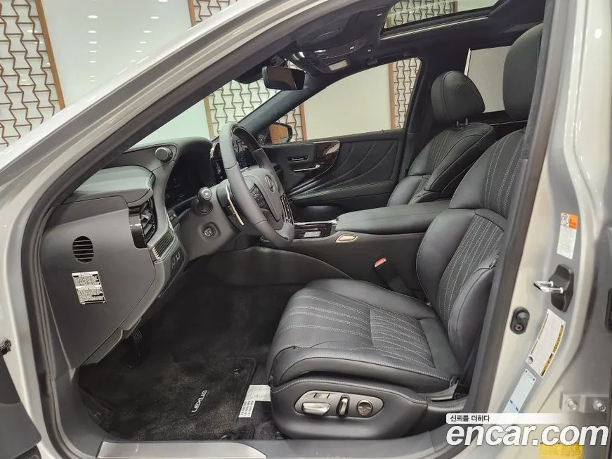 Lexus LS 2024 из KR, фото 9