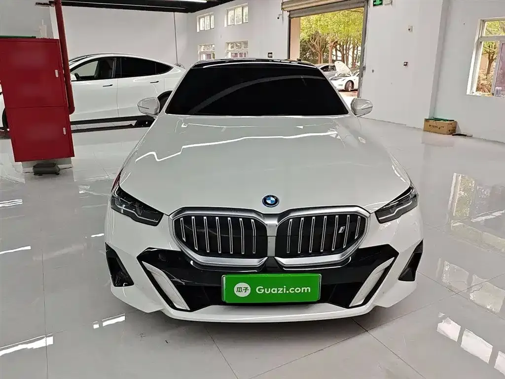 BMW i5 2024 из CN, фото 3