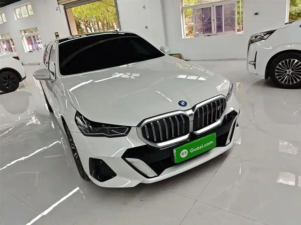 BMW i5 2024 из CN, фото 4