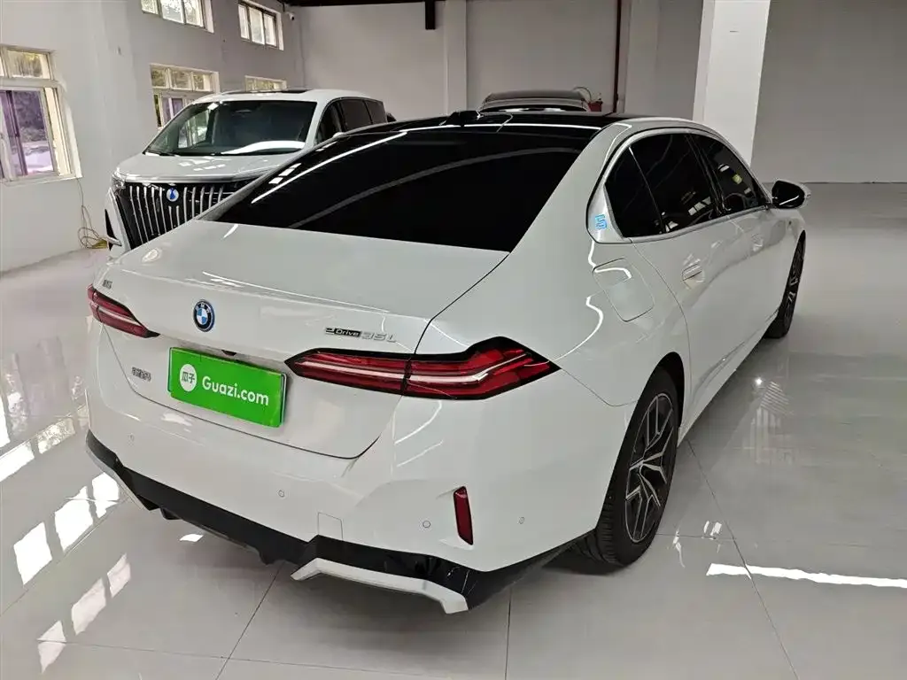 BMW i5 2024 из CN, фото 7