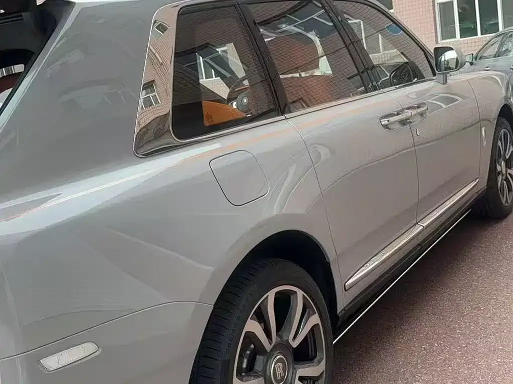 Rolls-Royce Cullinan 2022 из CN, фото 4