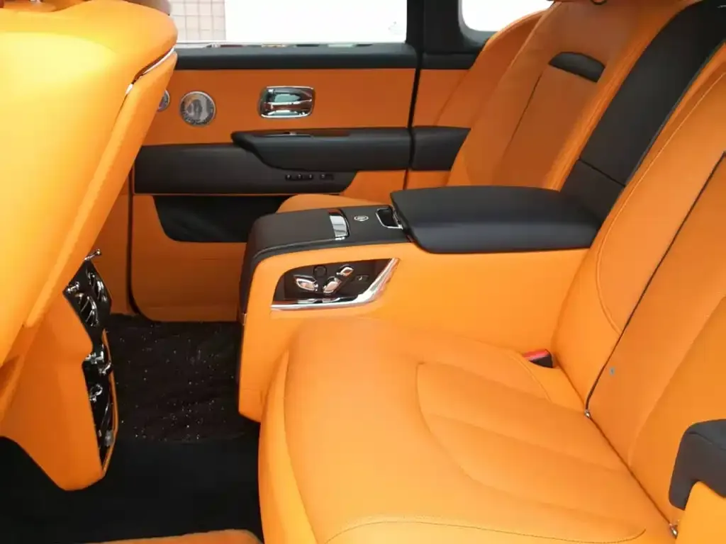 Rolls-Royce Cullinan 2022 из CN, фото 7