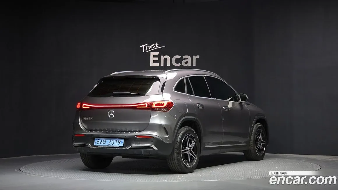 Mercedes-Benz EQA 2022 из KR, фото 2