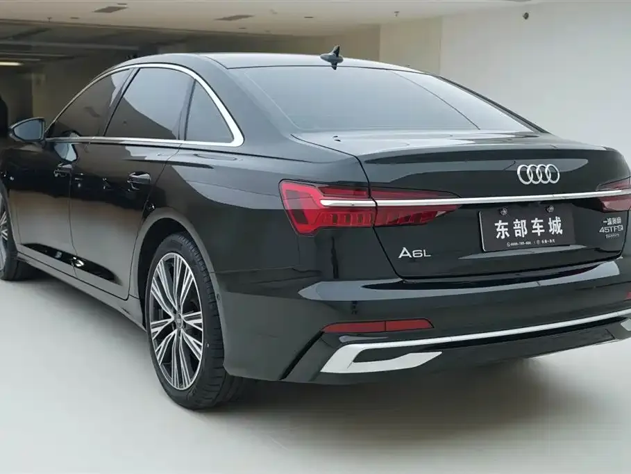 Audi A6L 2023 из CN, фото 4