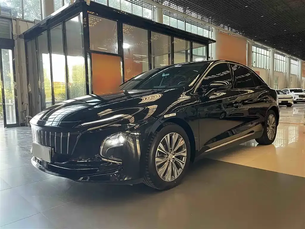Hongqi E-QM5 2025 из CN, фото 2