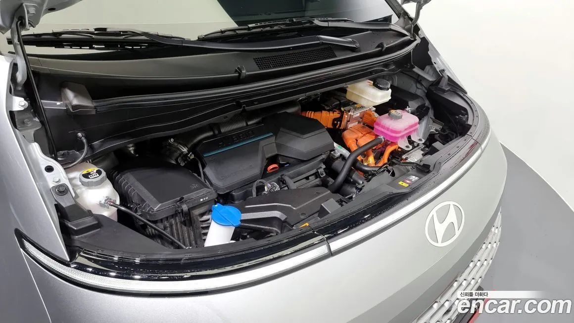 Hyundai Staria — фото 6