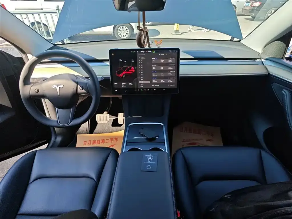 Tesla Model Y 2023 из CN, фото 10