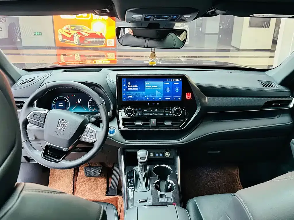 Toyota Crown Kluger 2021 из CN, фото 9