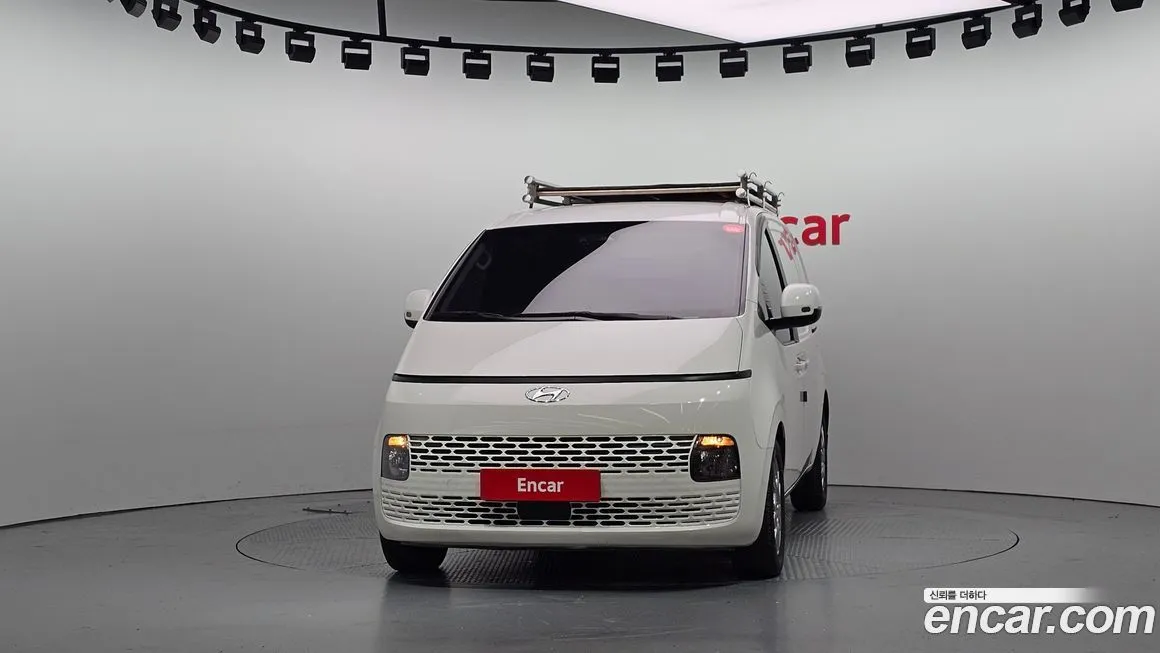 Hyundai Staria — фото 3