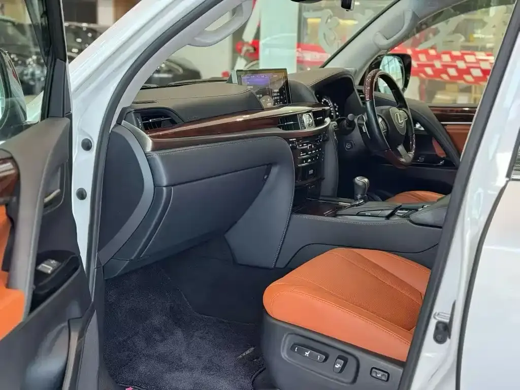 Lexus LX 2025 из CN, фото 7