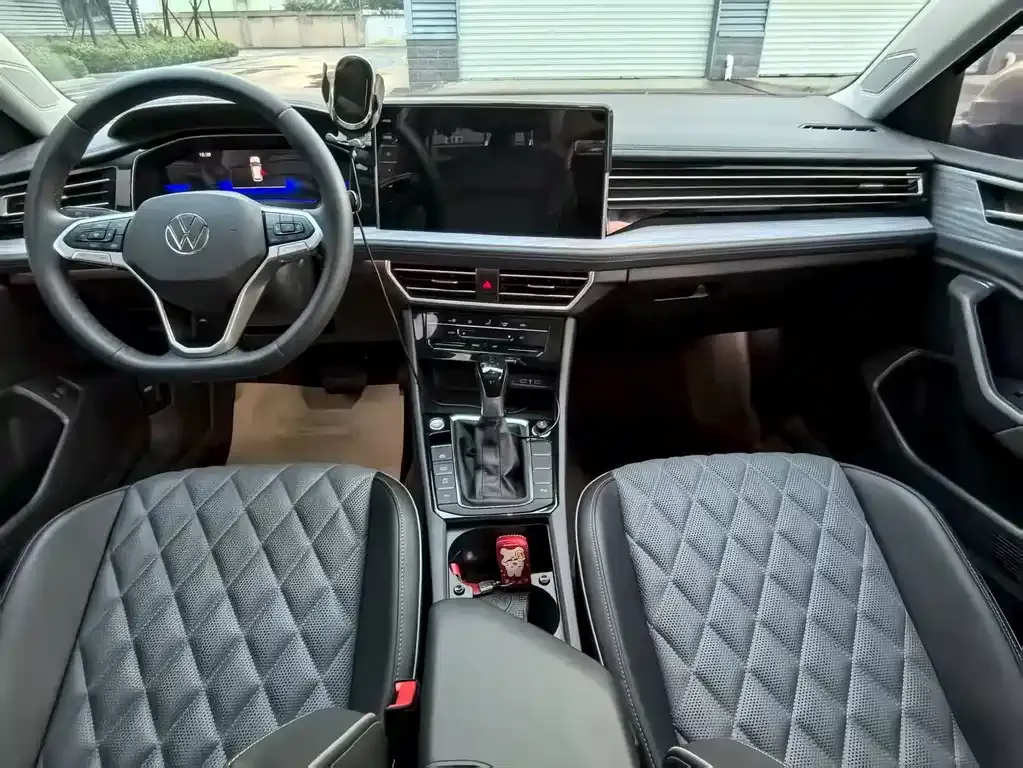 Volkswagen Sagitar 2023 из CN, фото 10