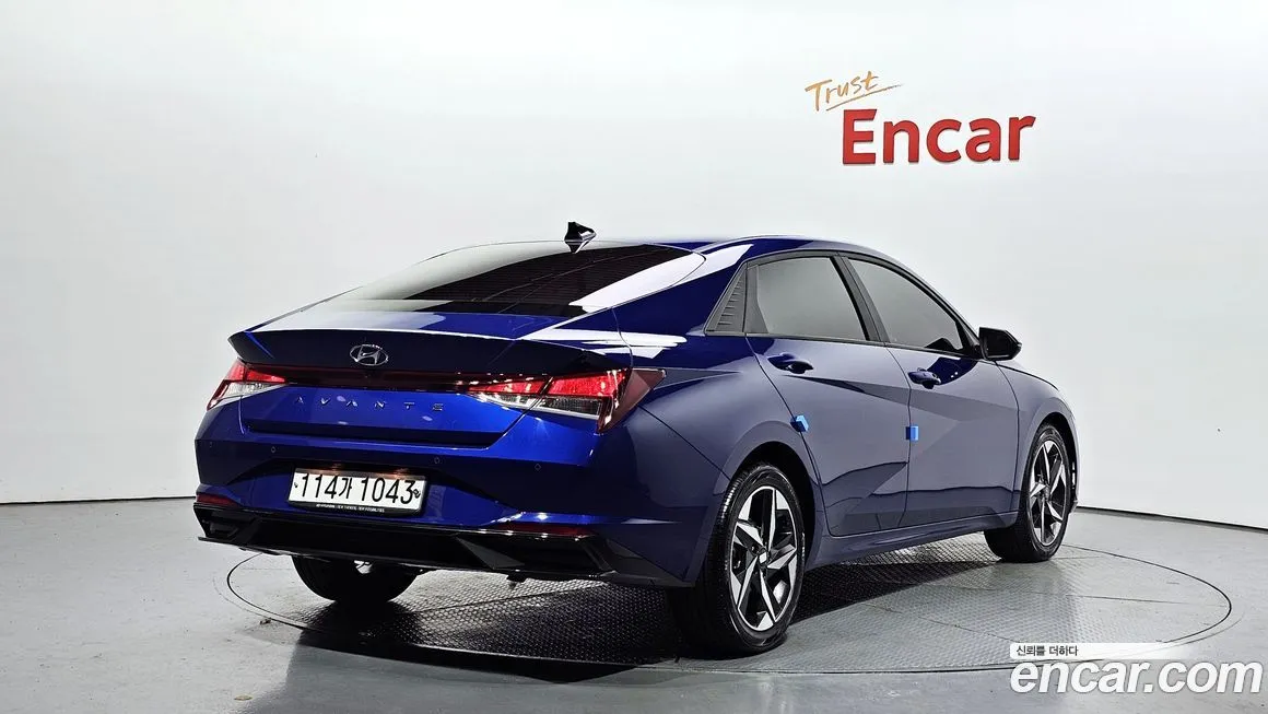 Hyundai AVANTE — фото 2