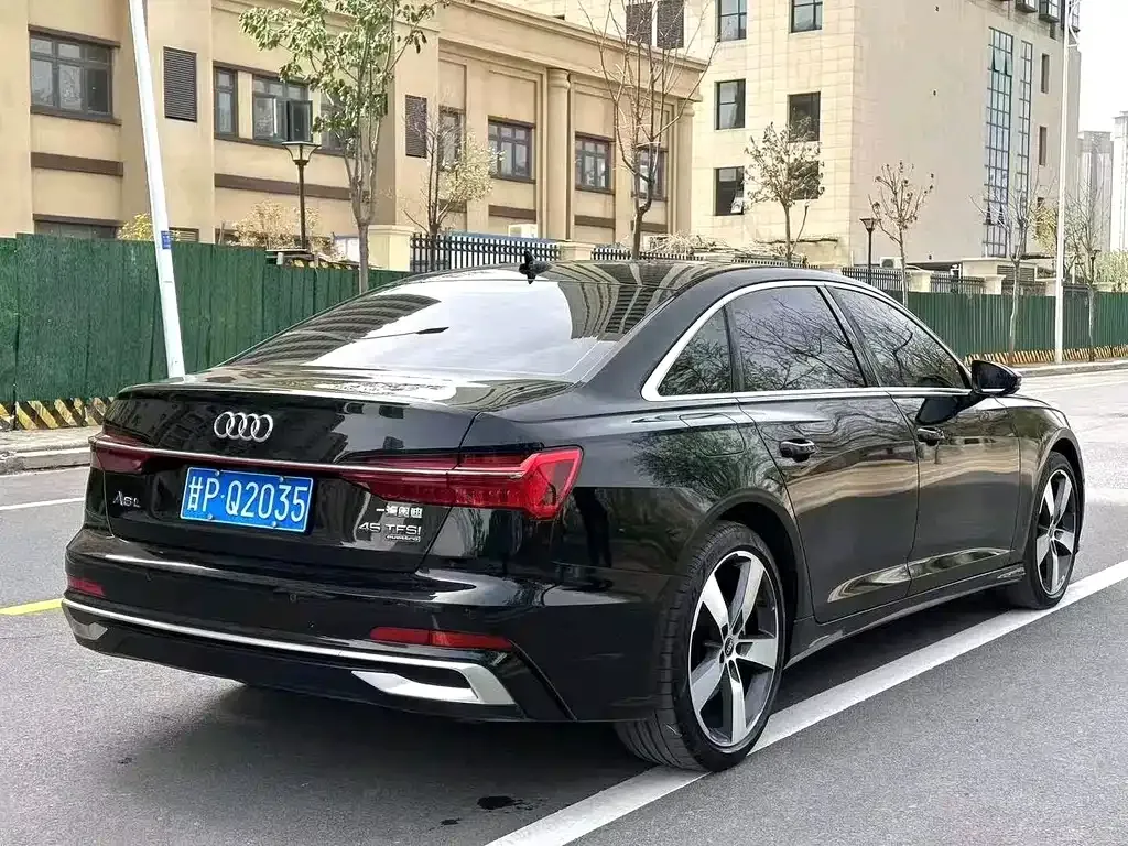 Audi A6L 2023 из CN, фото 9