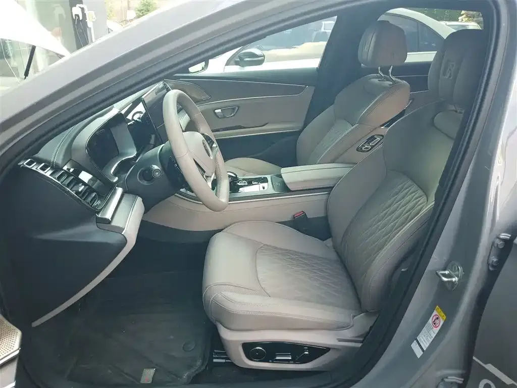 [object Object] Han 2024 из CN, фото 7