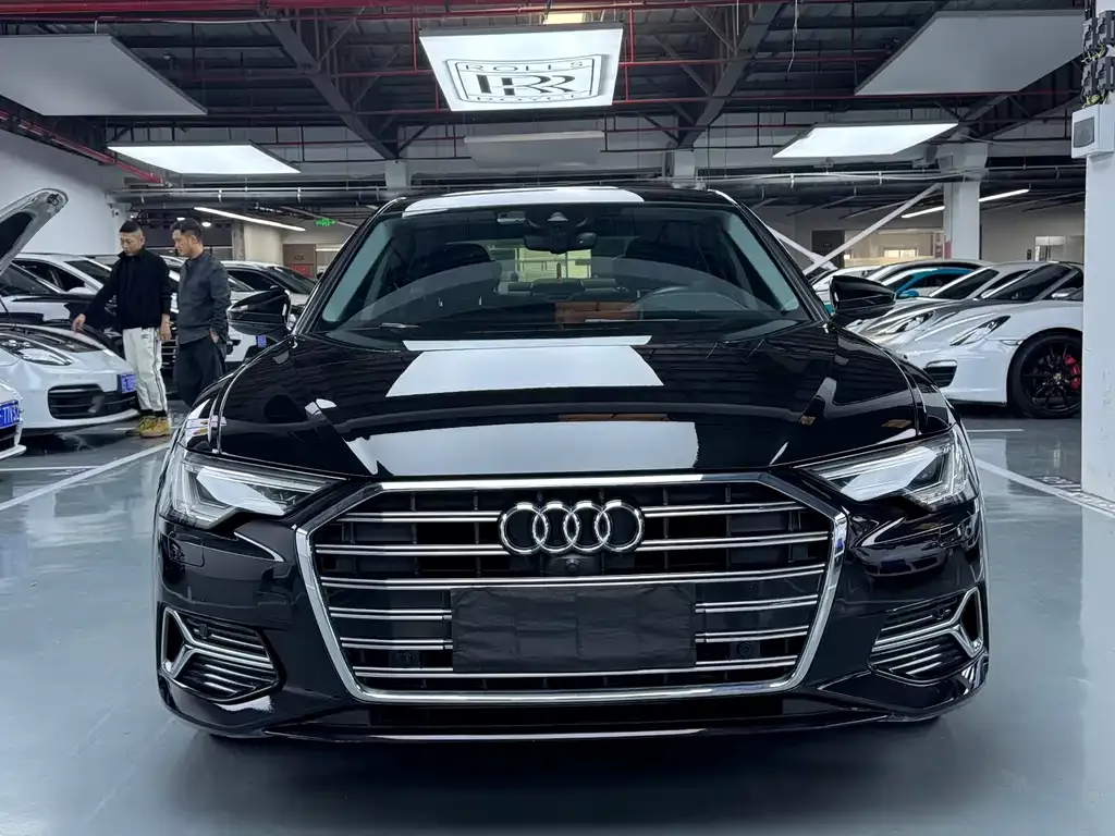 Audi A6L 2022 из CN, фото 2
