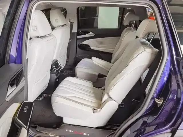 Volkswagen ID.6 X 2021 из CN, фото 6