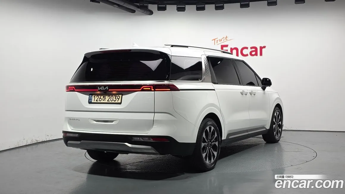 Kia Carnival 2022 из KR, фото 2