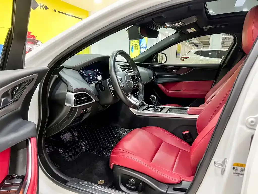 Jaguar XEL 2022 из CN, фото 4