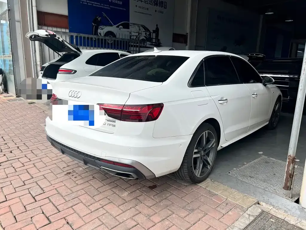 Audi A4L 2021 из CN, фото 7