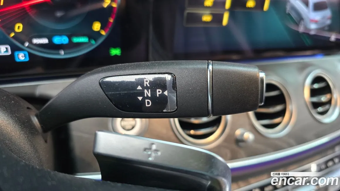 Mercedes-Benz E-Class 2023 из KR, фото 9