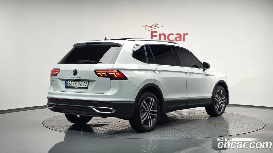 Volkswagen Tiguan 2024 из KR, фото 2