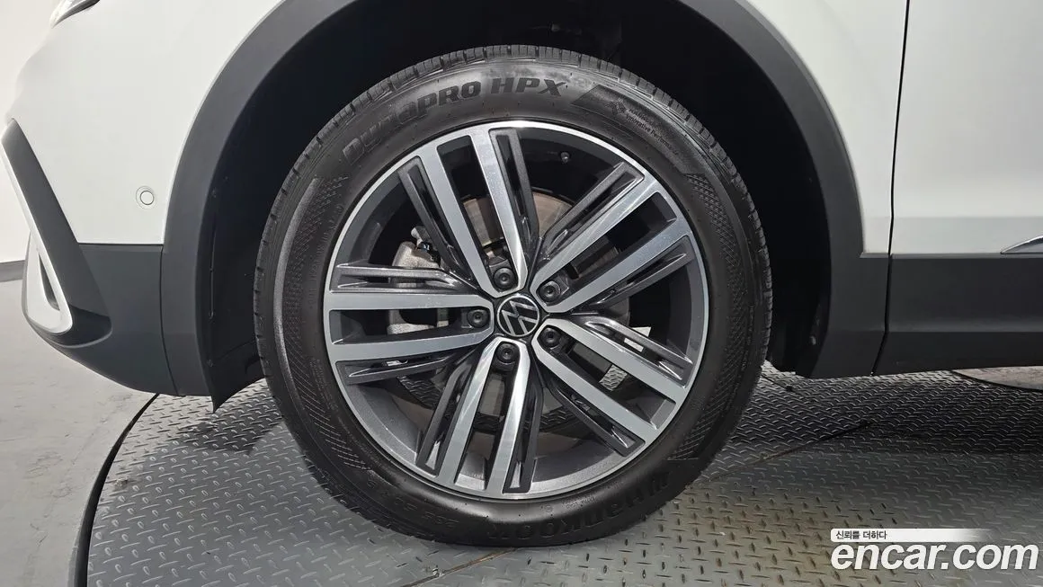 Volkswagen Tiguan 2024 из KR, фото 5