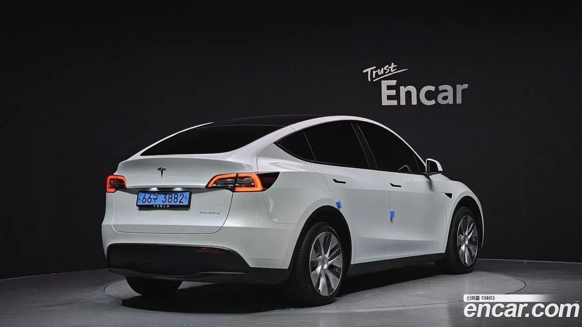 Tesla Model Y 2022 из KR, фото 2