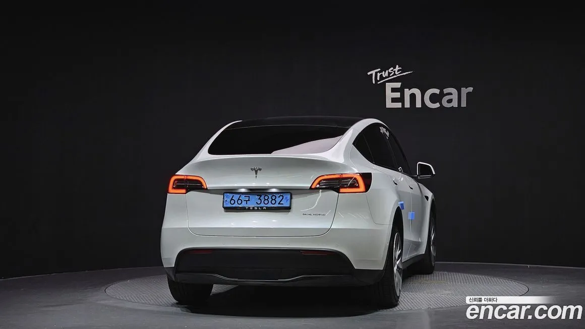 Tesla Model Y 2022 из KR, фото 4