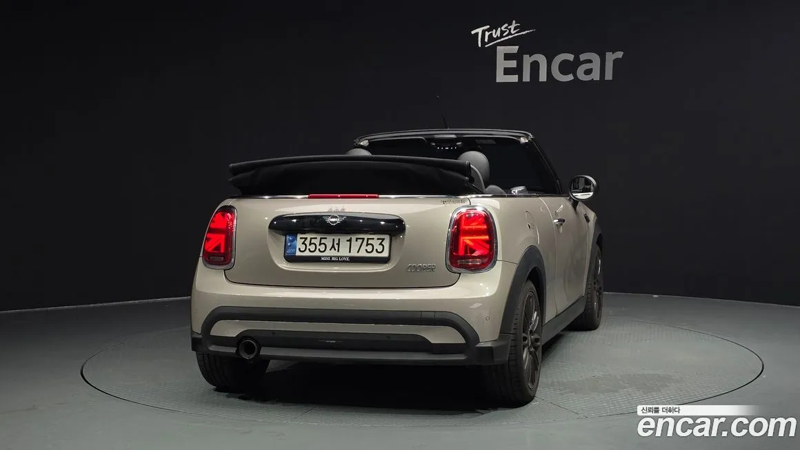 [object Object] Cooper Convertible 2024 из KR, фото 4