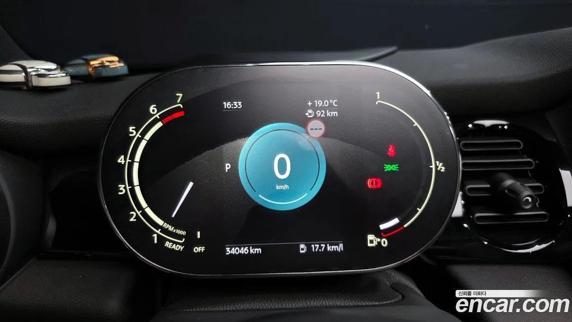 [object Object] Cooper Convertible 2024 из KR, фото 8