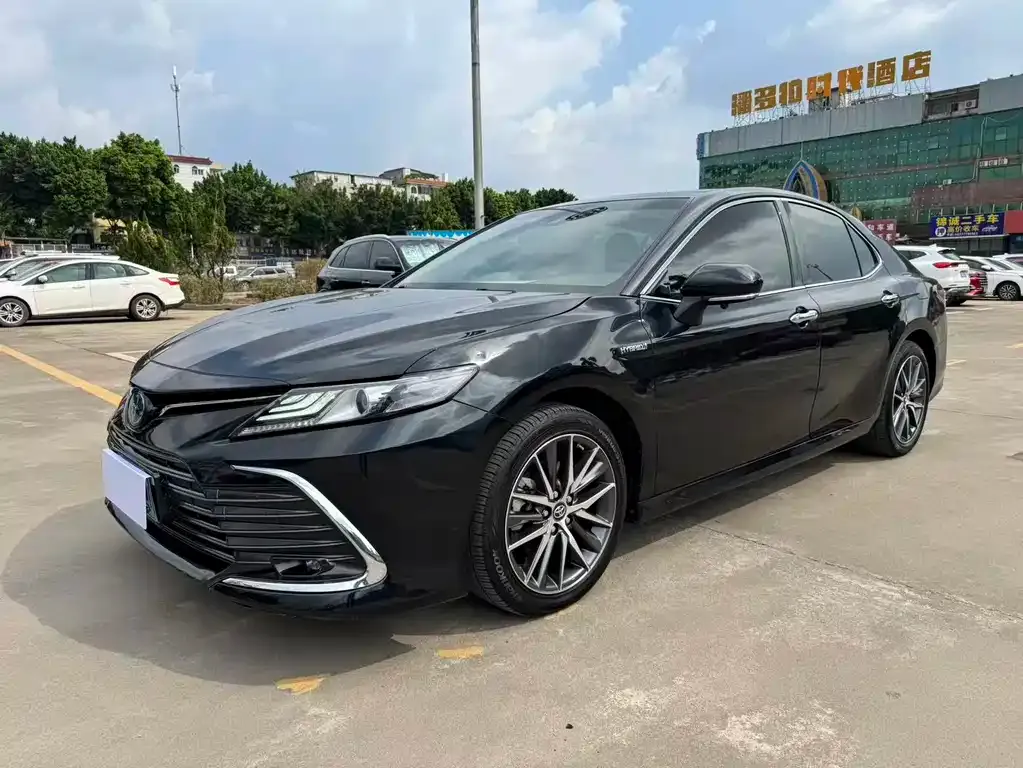 Toyota Camry 2021 из CN, фото 1