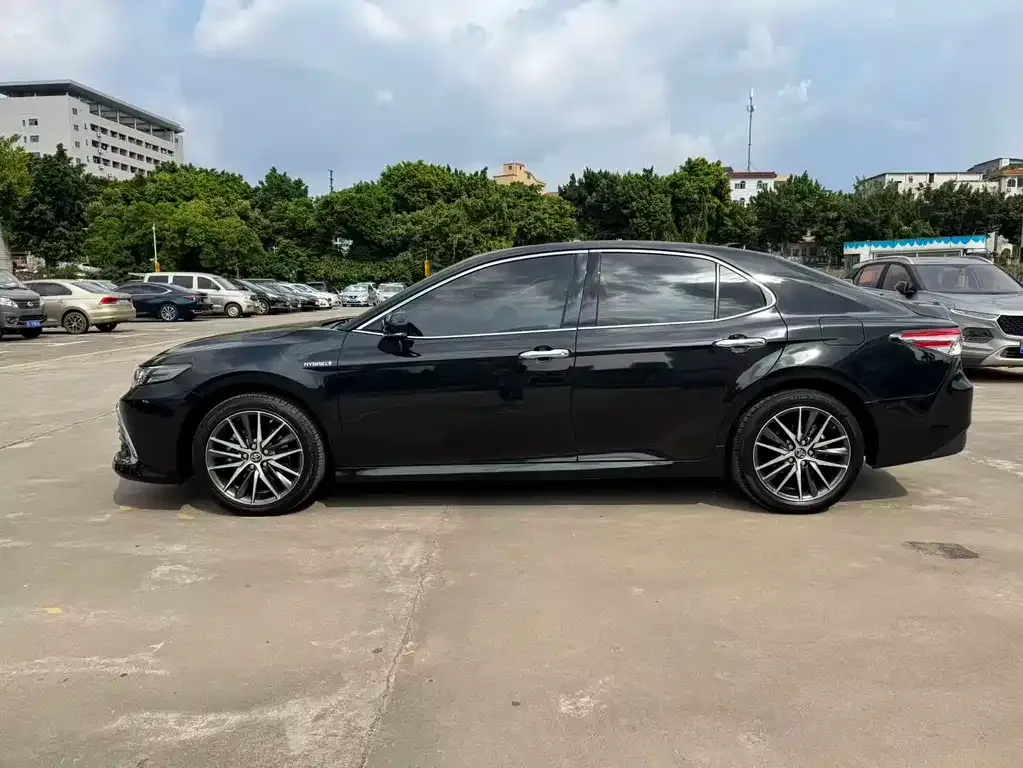 Toyota Camry 2021 из CN, фото 4