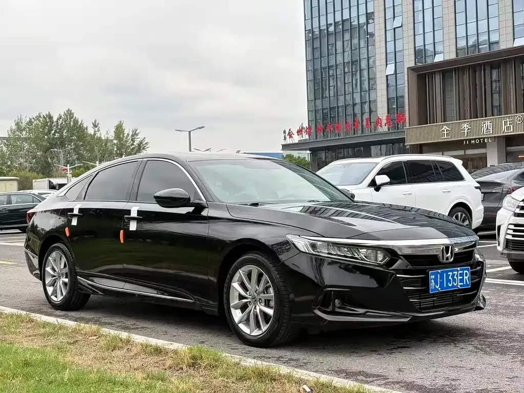 Honda Accord 2022 из CN, фото 3