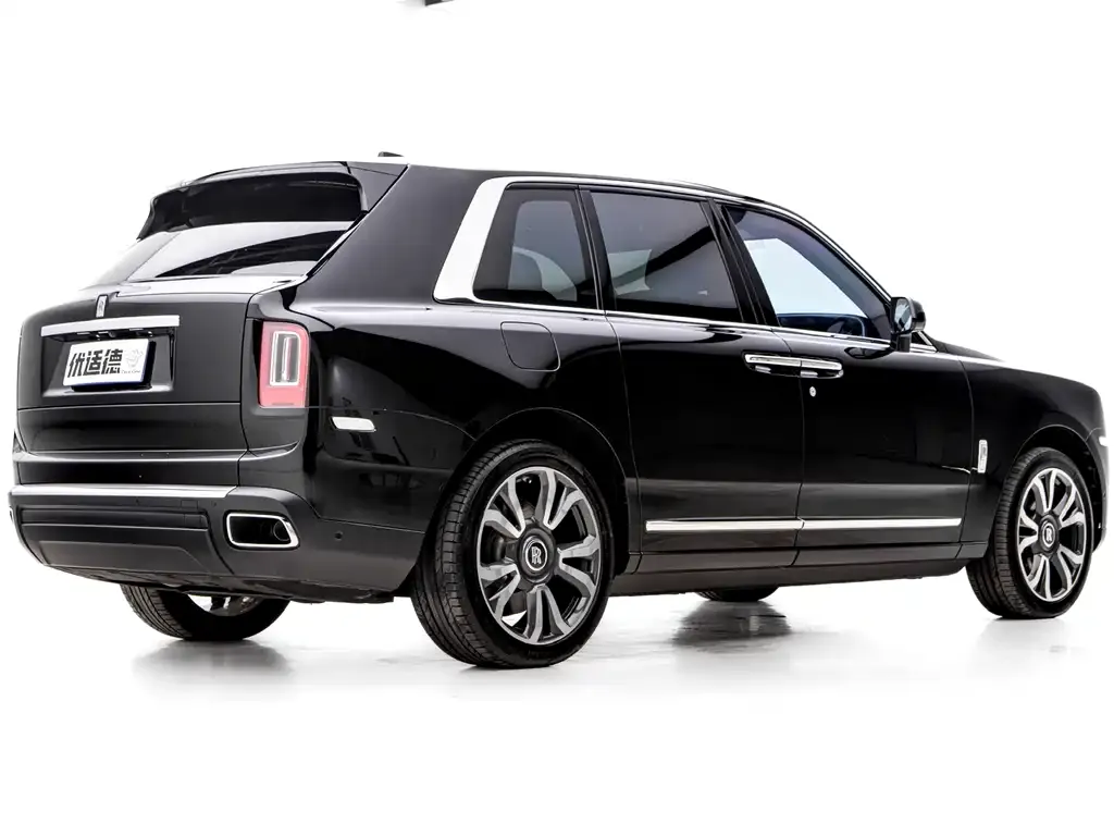 Rolls-Royce Cullinan — фото 6