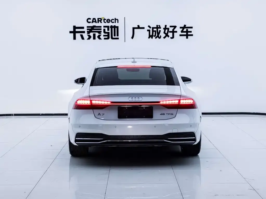 Audi A7 2023 из CN, фото 5