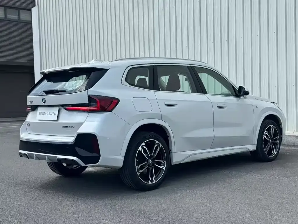 BMW X1 2024 из CN, фото 8