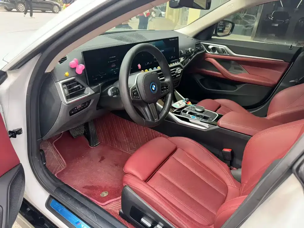 BMW i4 2024 из CN, фото 3