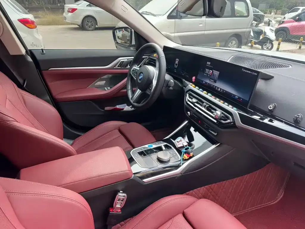 BMW i4 2024 из CN, фото 5