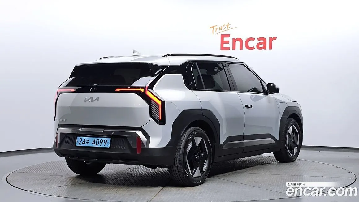 Kia EV3 — фото 2