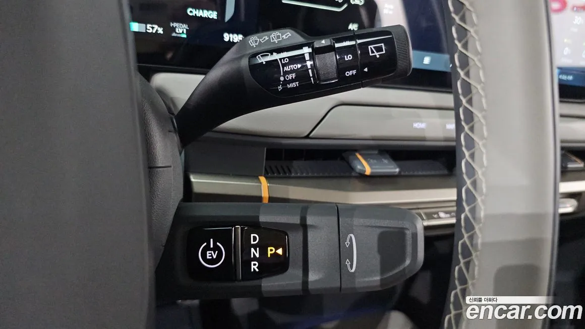 Kia EV3 — фото 9