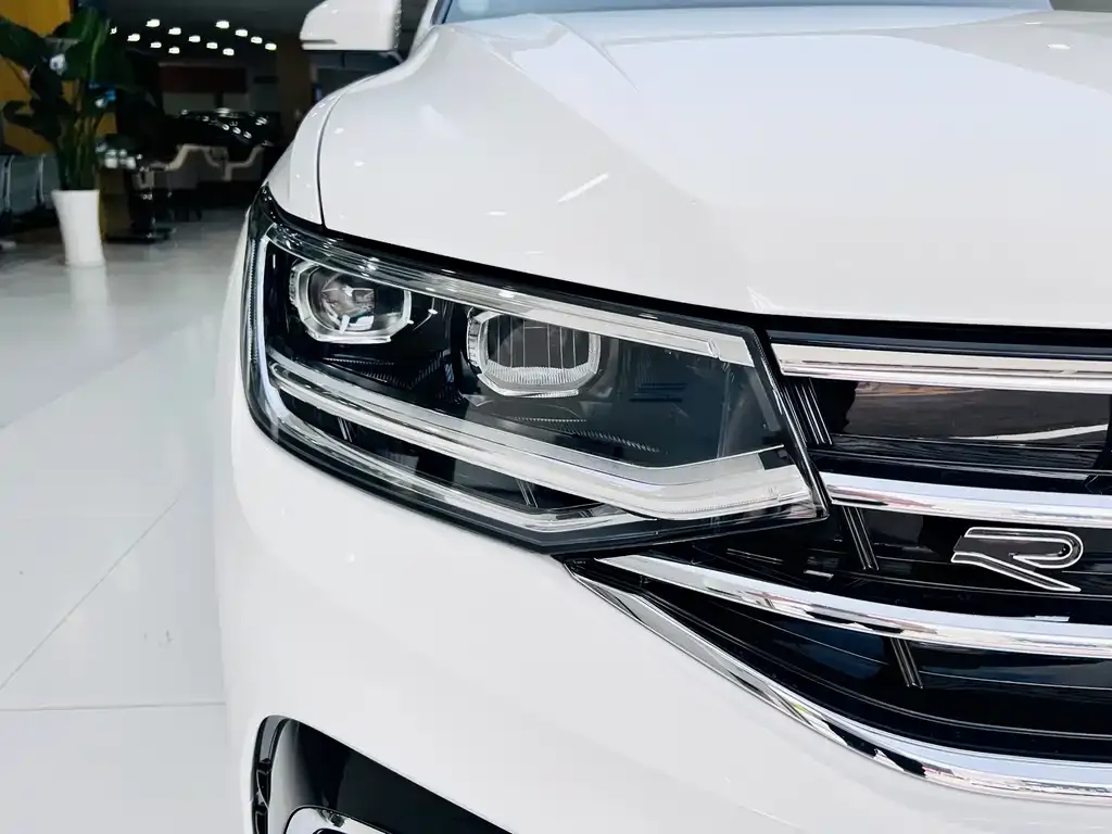 [object Object] Tiguan L 2022 из CN, фото 10