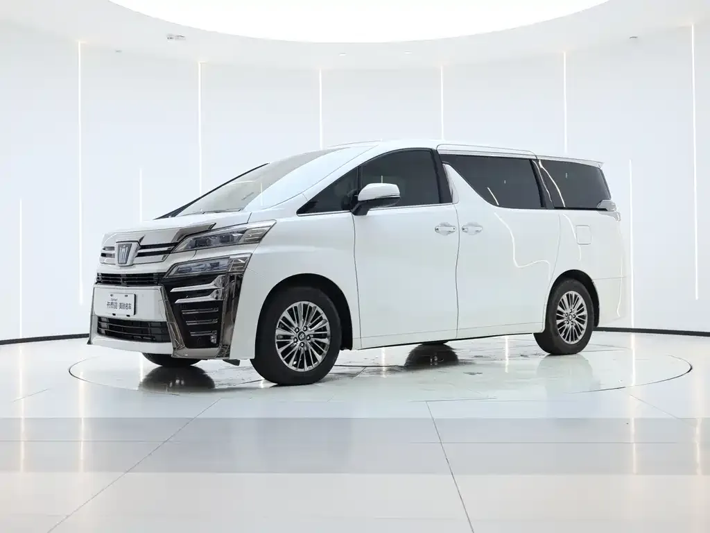 Toyota Vellfire 2022 из CN, фото 1