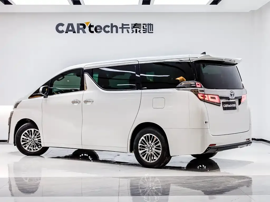 Toyota Vellfire 2022 из CN, фото 4