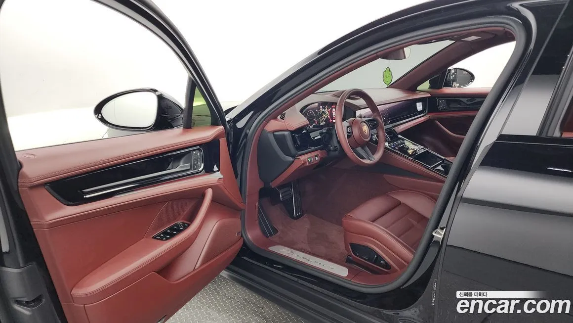 Porsche Panamera 2025 из KR, фото 10