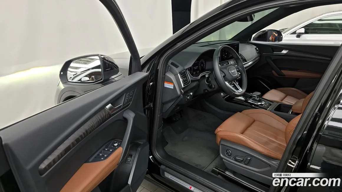 Audi Q5 2023 из KR, фото 10
