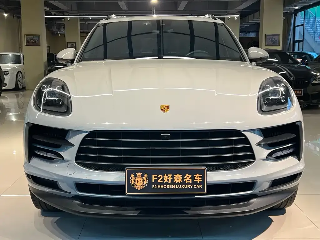 Porsche Macan — фото 10