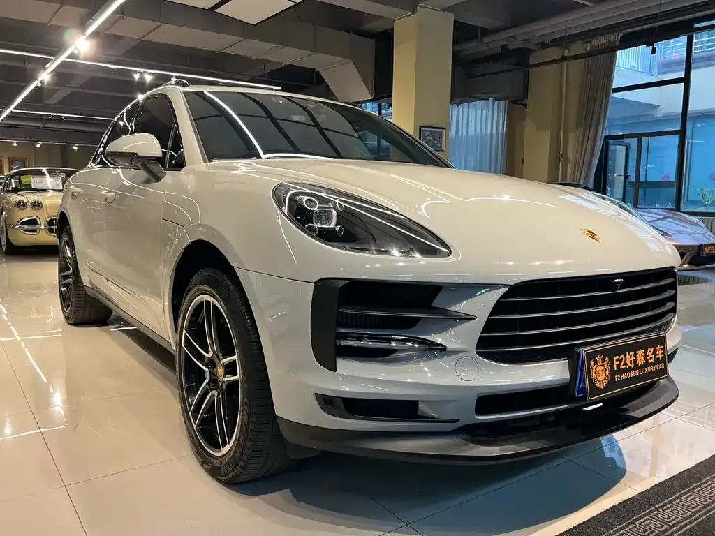 Porsche Macan — фото 8