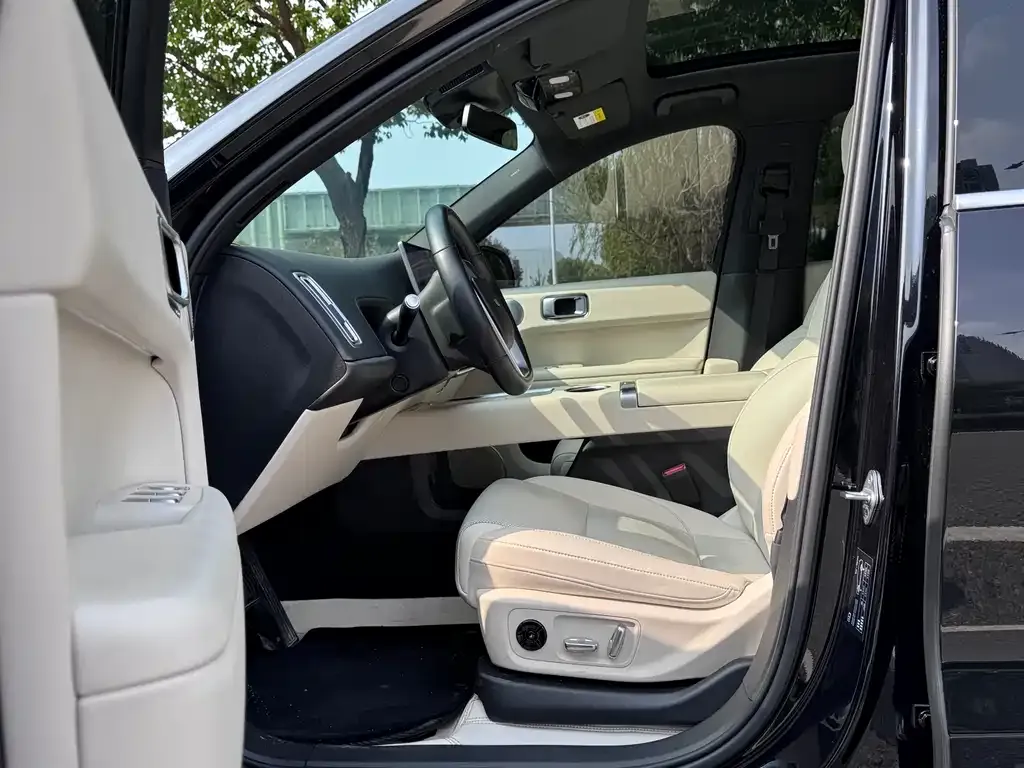 Li Auto L6 2025 из CN, фото 7