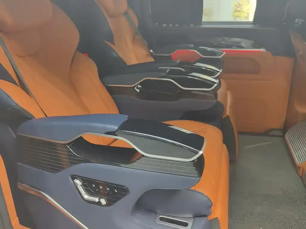 Mercedes-Benz Vito 2024 из CN, фото 5