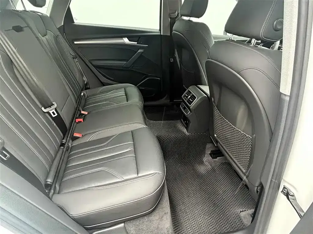Audi Q5L 2021 из CN, фото 7